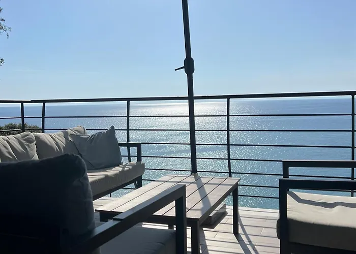 The Yacht House