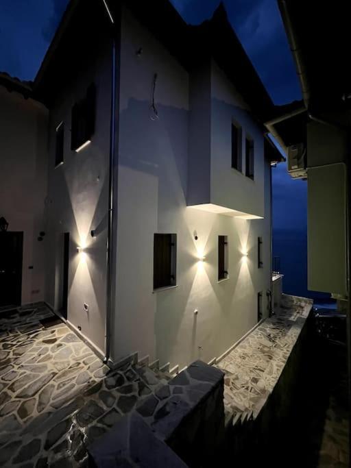 The Yacht House